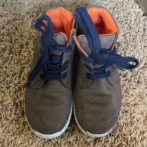 Like new, boy dressy boot. Super cute and perfect for Fall!